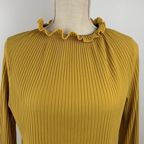 Coin 1804 Rib Elastic Funnel Neck Trim Pullover Top Mustard Yellow Size Medium - Picture 2 of 12